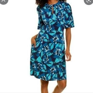NWT Maggy London Censa blue Floral Dress